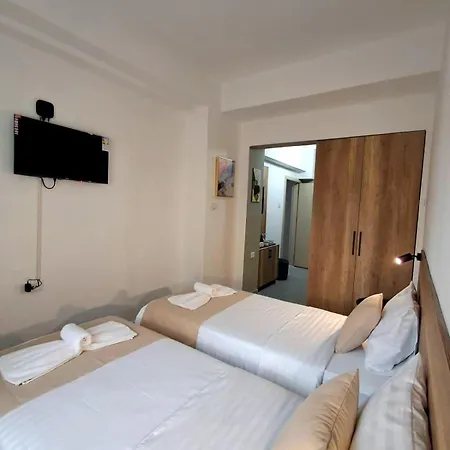 Mikas Apartments Skopje Room photo